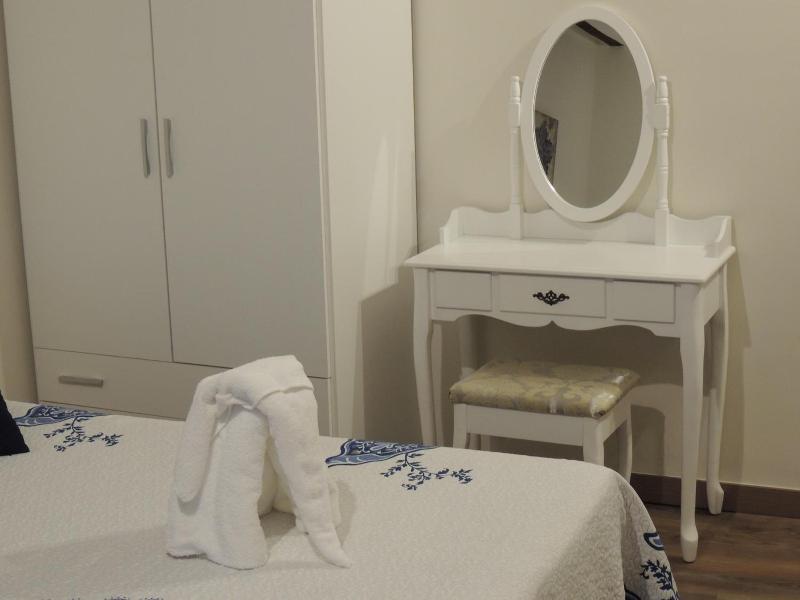 Hotel La Huella Del Camino image