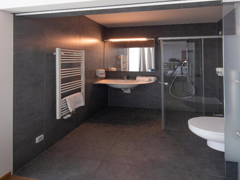 Hotel Den Briel image