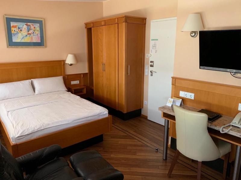 The Kral - Business Hotel & Serviced Apartments image
