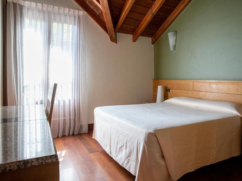 Adeko Hotel image