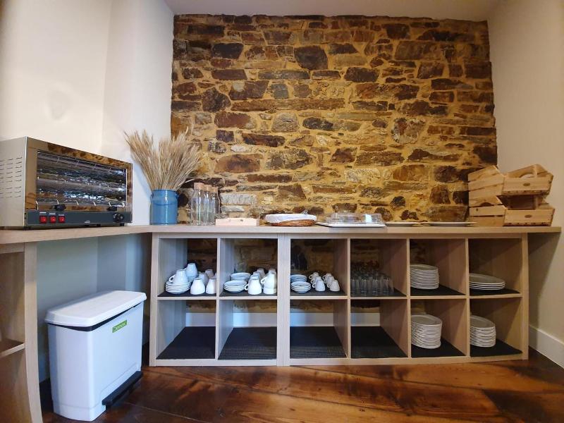 Albergue Casa Cuartel image