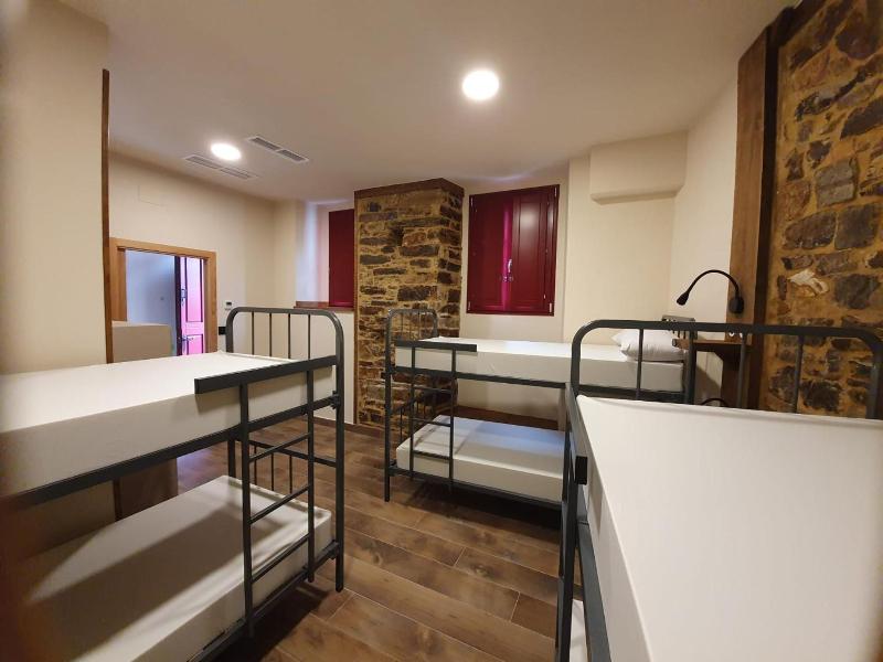 Albergue Casa Cuartel image