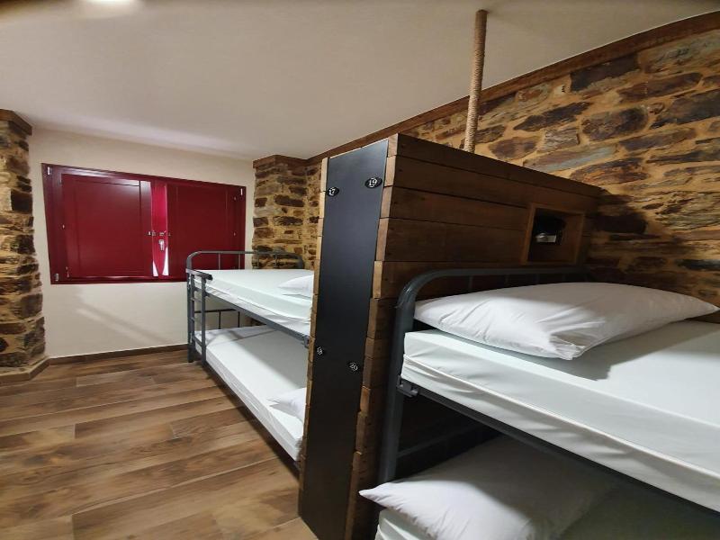 Albergue Casa Cuartel image