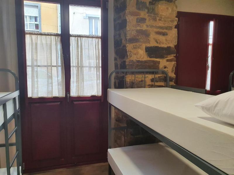 Albergue Casa Cuartel image