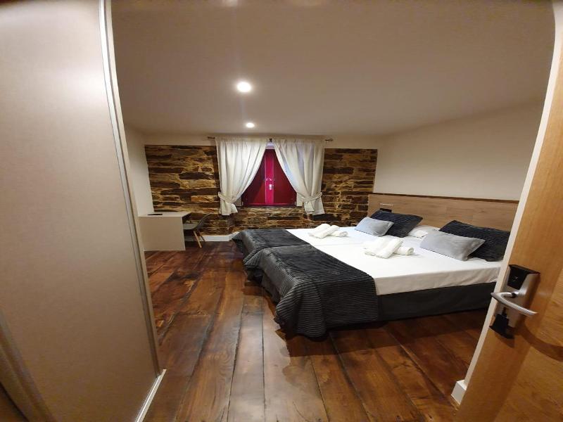 Albergue Casa Cuartel image