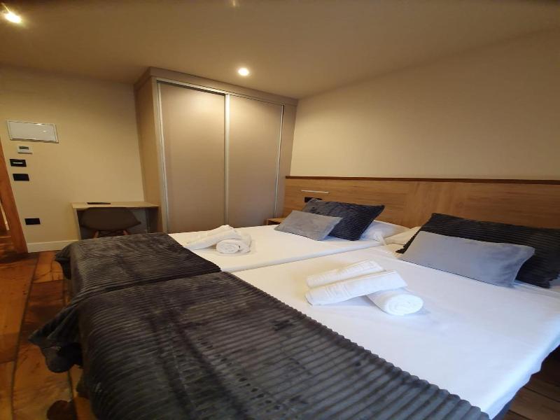 Albergue Casa Cuartel image