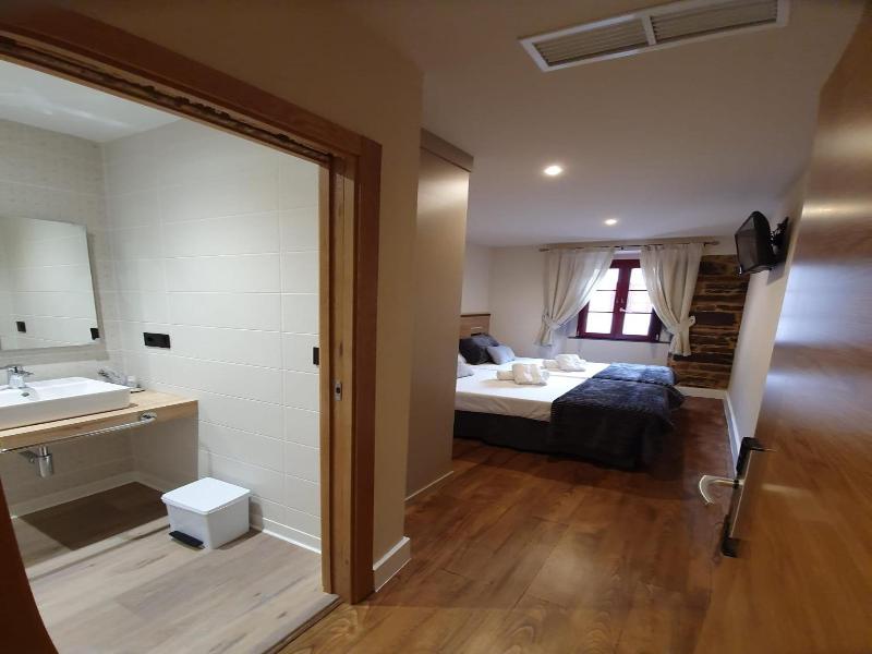 Albergue Casa Cuartel image