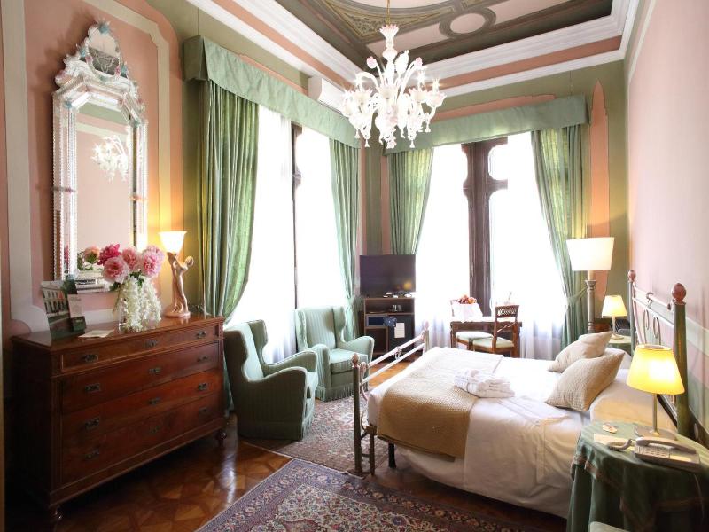 Villa Ducale image