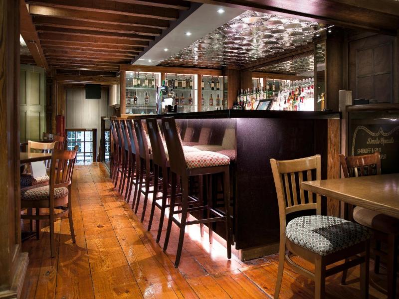 Dinn Rí Hotel image