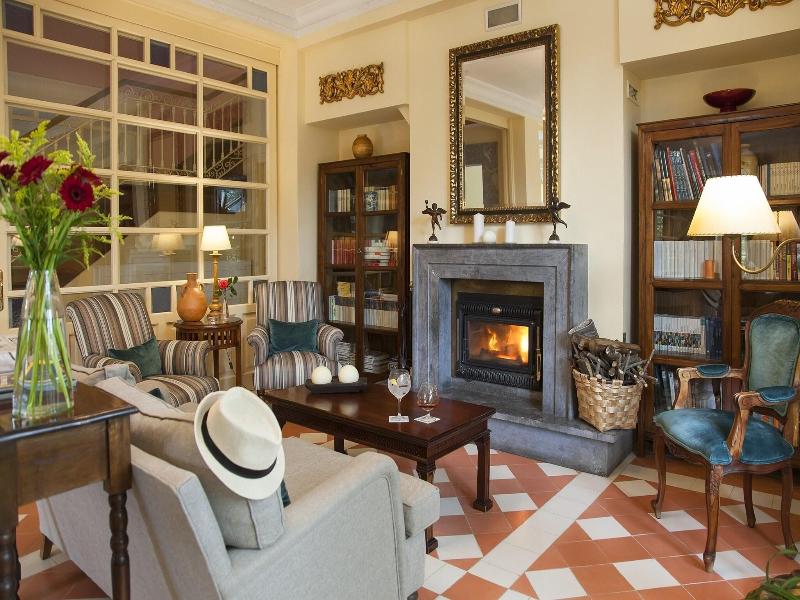 Casona de la Paca Hotel image