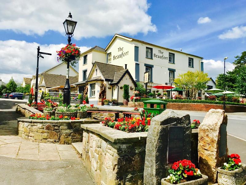 "the Beaufort, Raglan" image