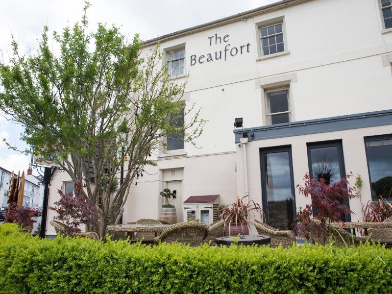 "the Beaufort, Raglan" image