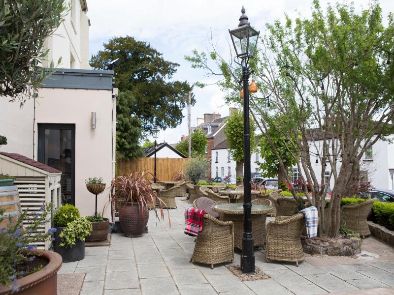 "the Beaufort, Raglan" image