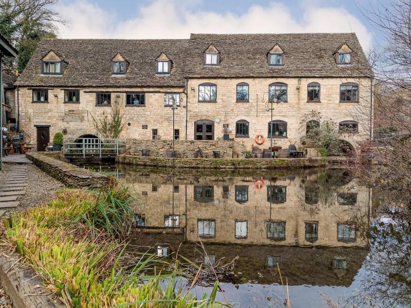 Egypt Mill Hotel And Restaurant image