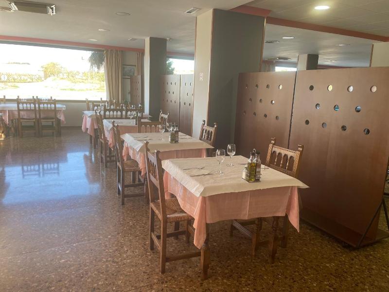 Hotel Reina Isabel image