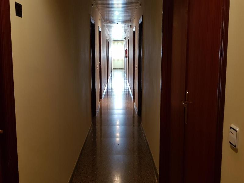 Hotel Reina Isabel image