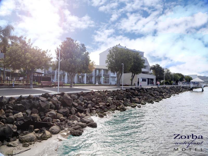 Zorba Waterfront Motel image