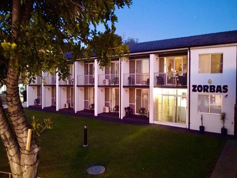 Zorba Waterfront Motel image