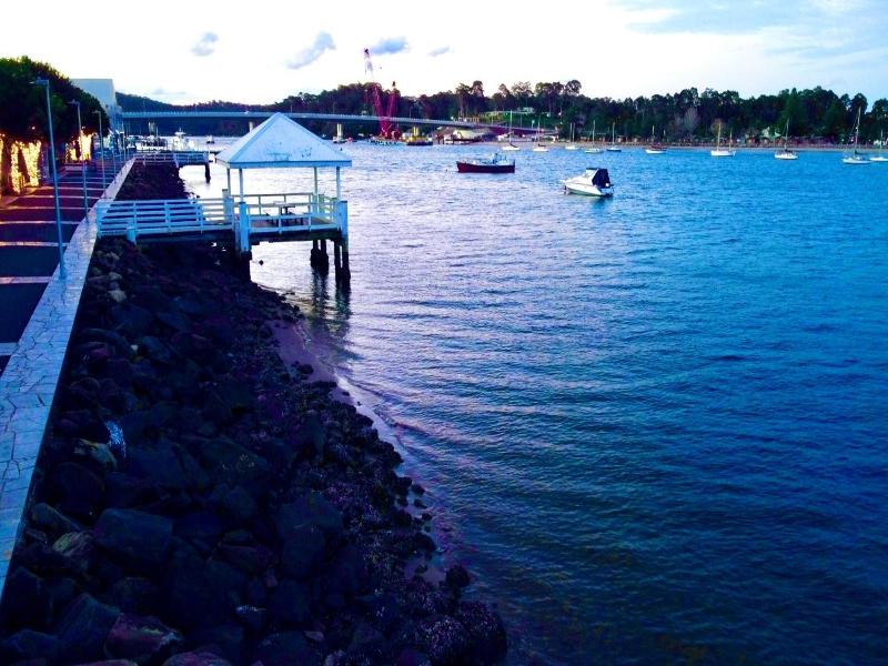 Zorba Waterfront Motel image
