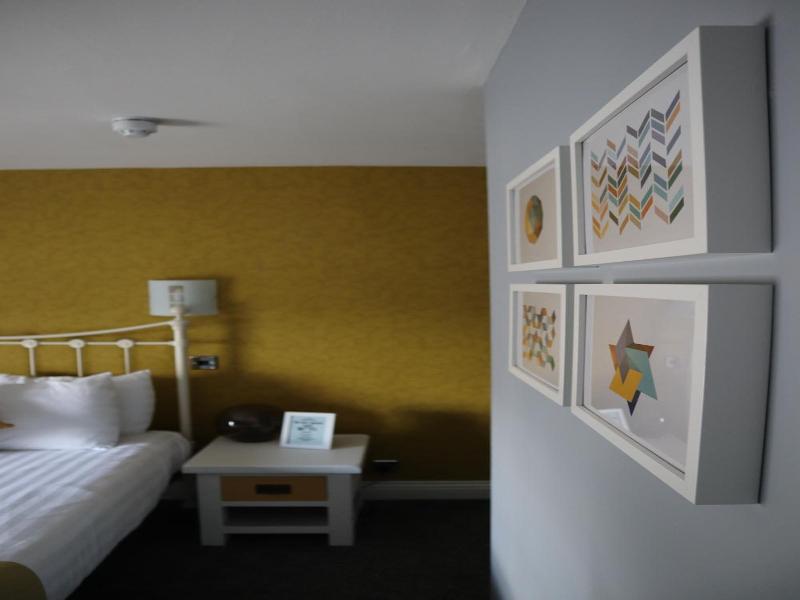 Hardwick Arms Hotel image