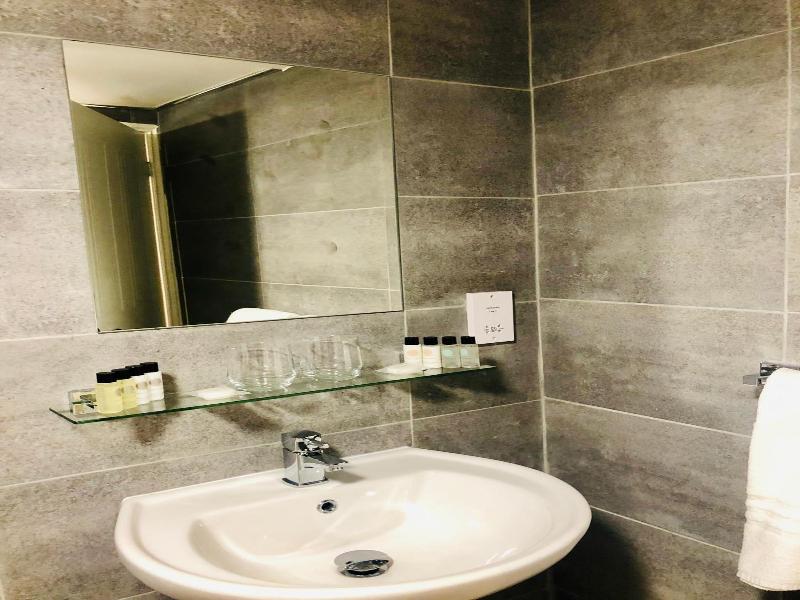 Hardwick Arms Hotel image
