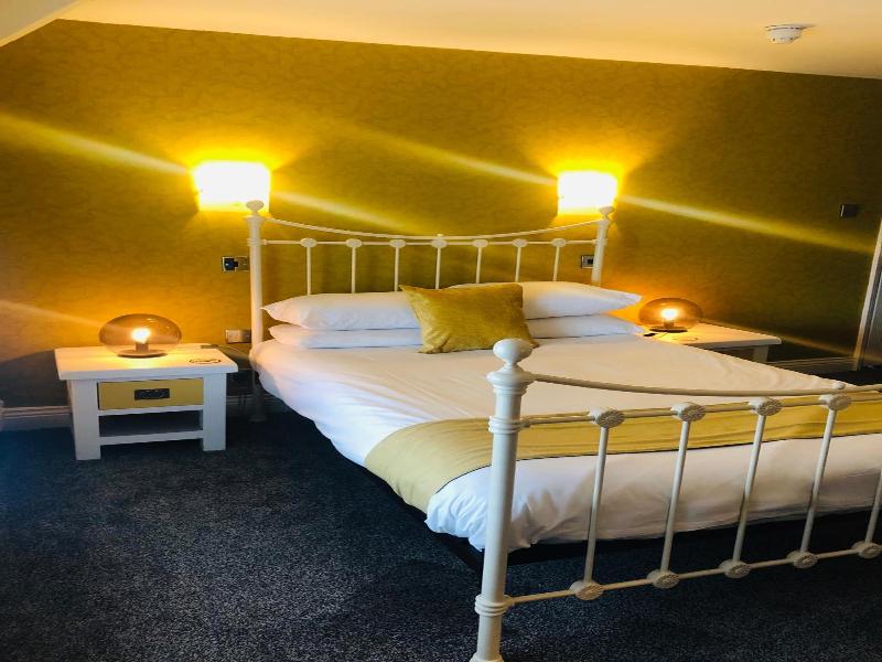 Hardwick Arms Hotel image