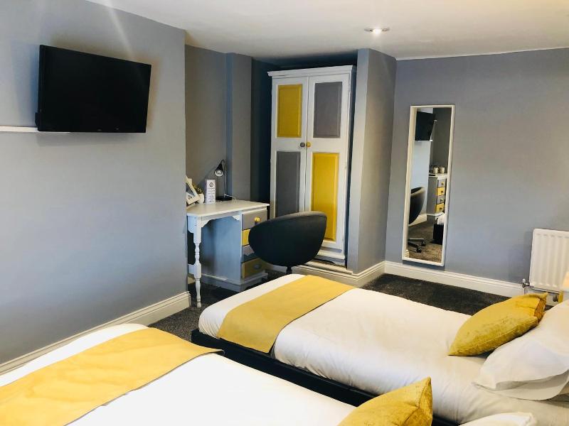 Hardwick Arms Hotel image