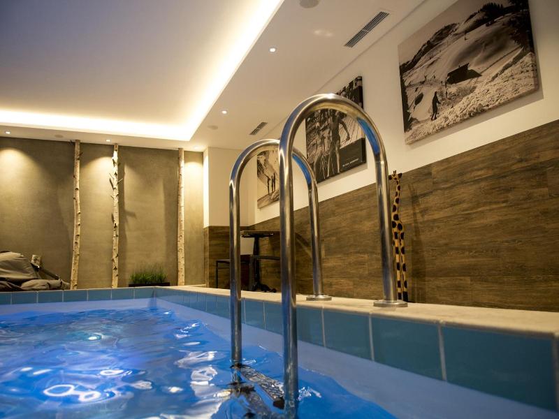 Hotel Garni Entstrasser image