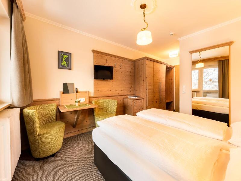 Hotel Garni Entstrasser image