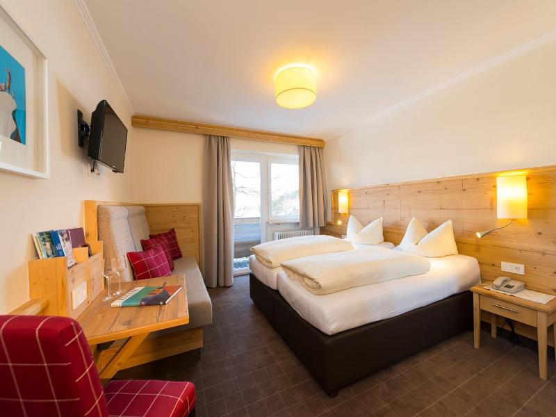 Hotel Garni Entstrasser image