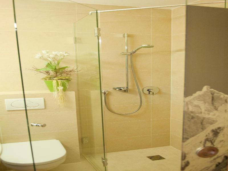 Hotel Garni Entstrasser image