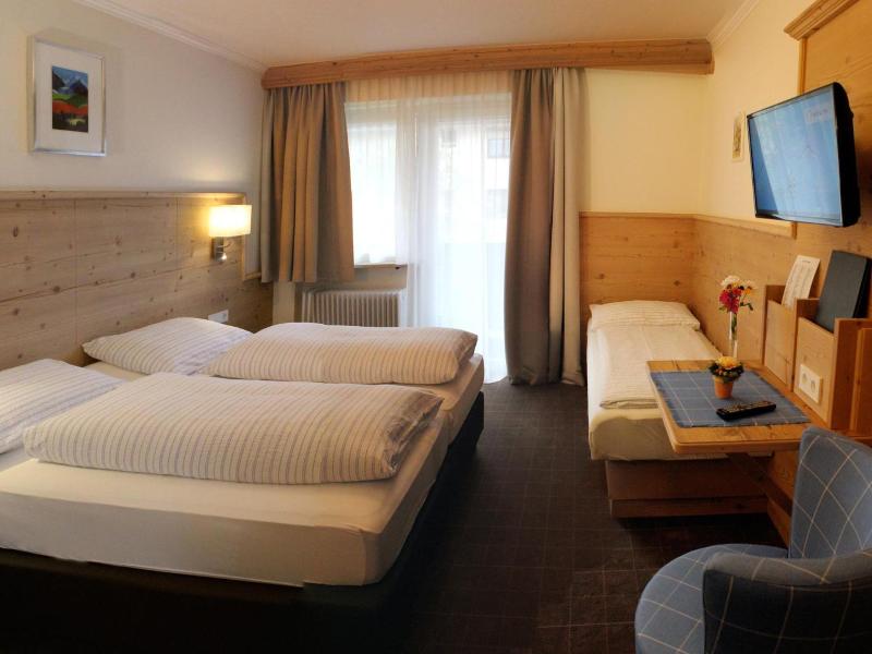 Hotel Garni Entstrasser image