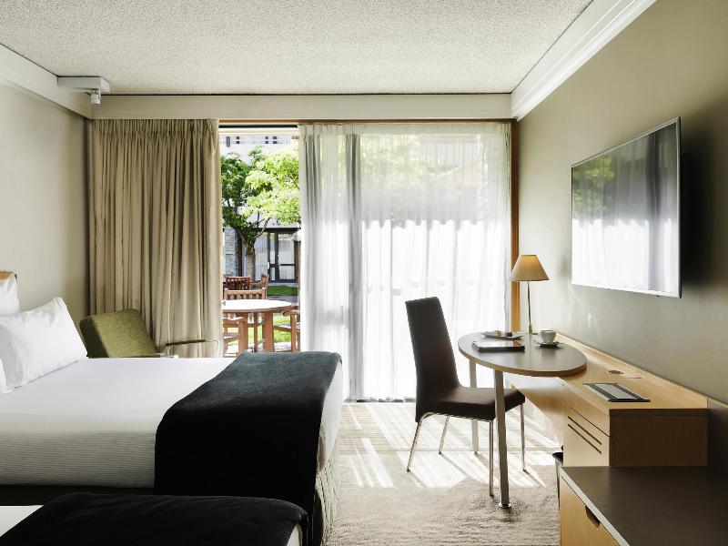 Novotel Queenstown Lakeside image