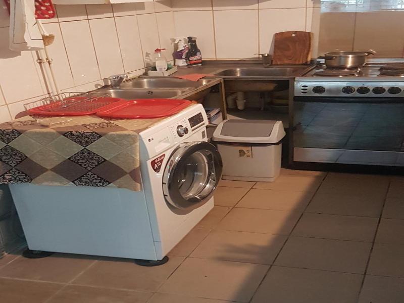 Hostel P33 image