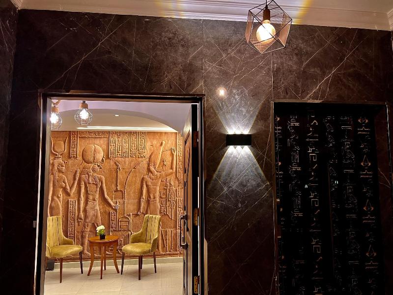 New Museum Guest House Pyramids View image