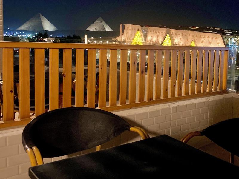 New Museum Guest House Pyramids View image