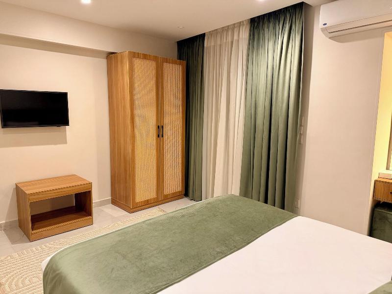 New Museum Guest House Pyramids View image