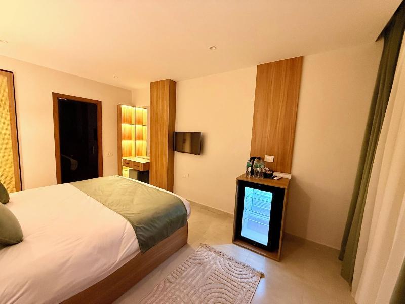New Museum Guest House Pyramids View image