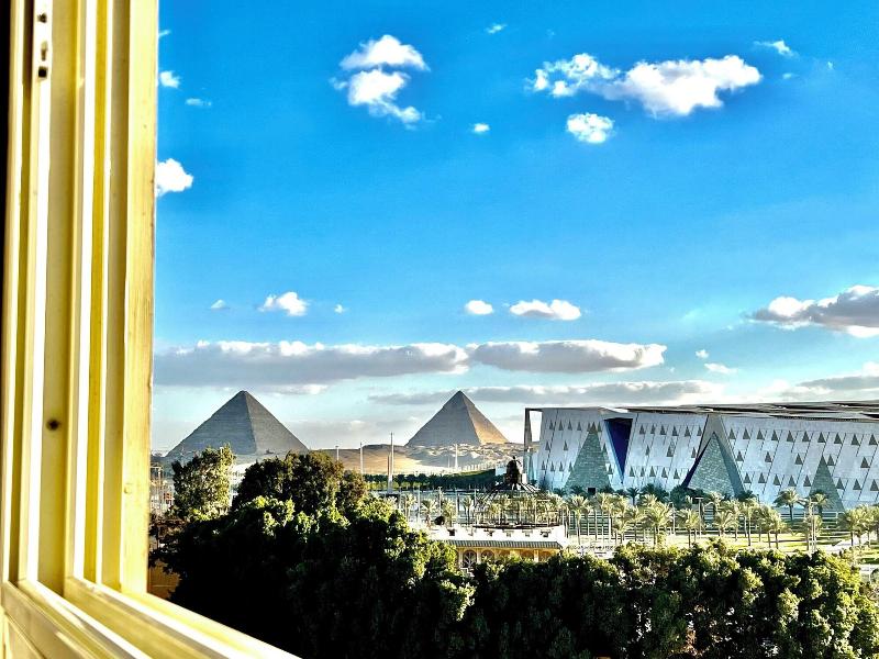 New Museum Guest House Pyramids View image