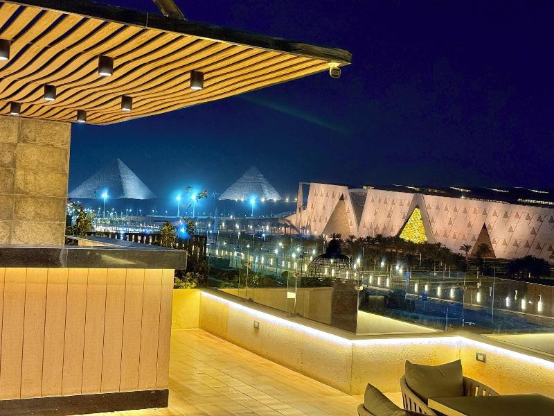 New Museum Guest House Pyramids View image