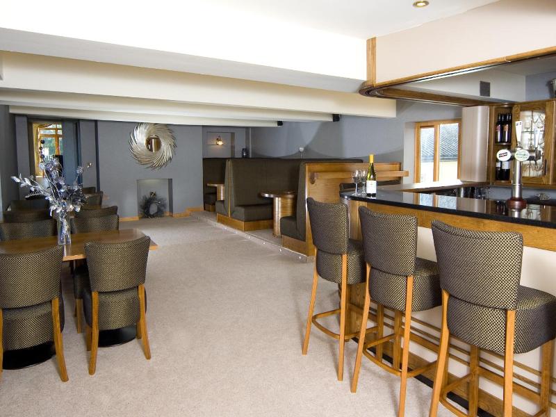 The Elephant & Castle Hotel image