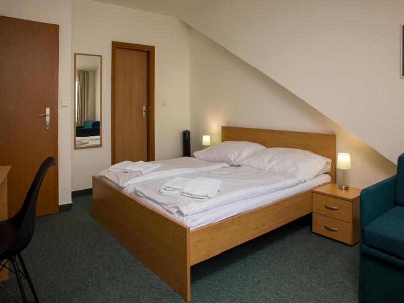 Hotel Kanarek image