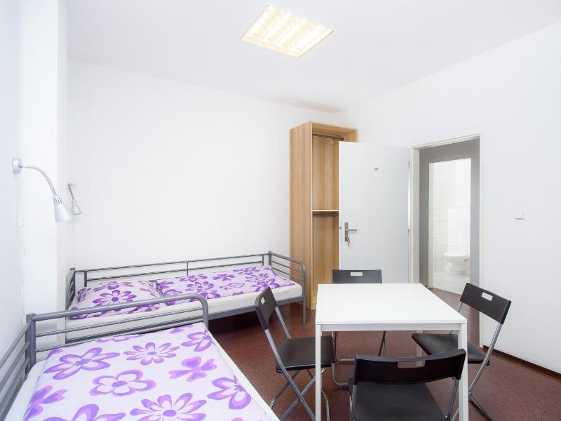 Hostel Bohemia image