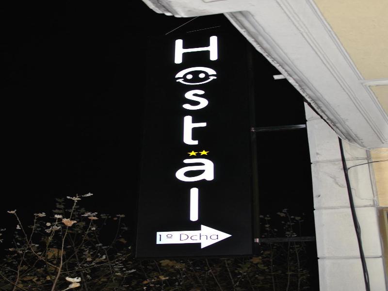 Happy Hostal Carrales image