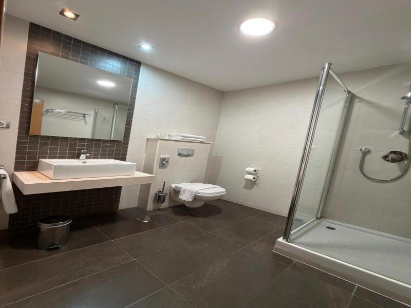 Hotel Avenida 31 image