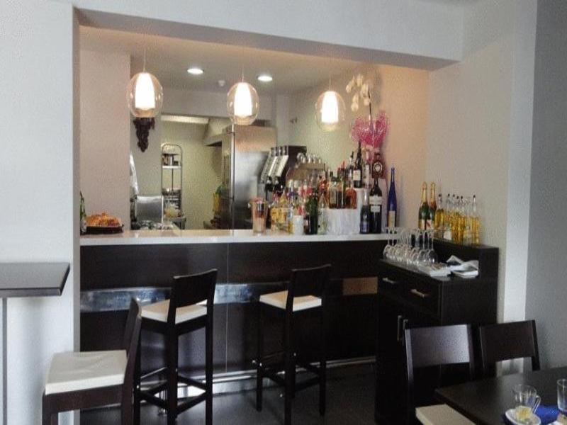 Hotel Avenida 31 image