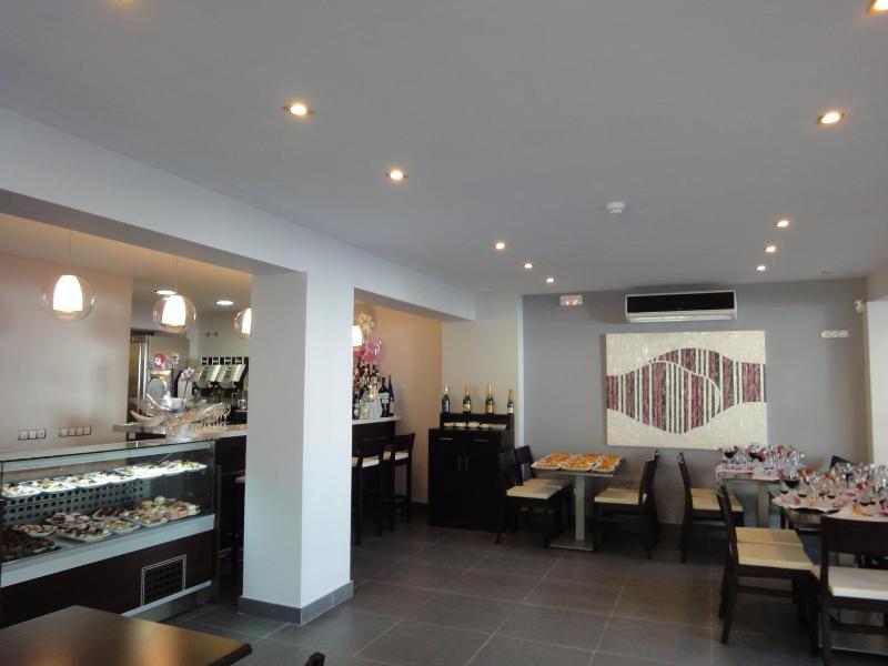 Hotel Avenida 31 image