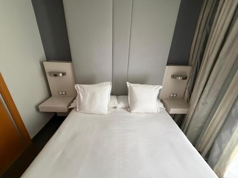 Hotel Avenida 31 image