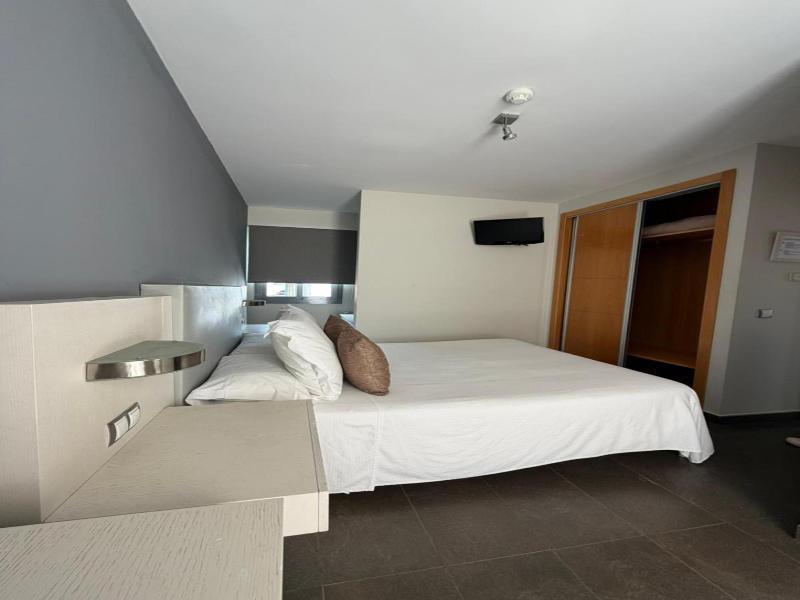 Hotel Avenida 31 image