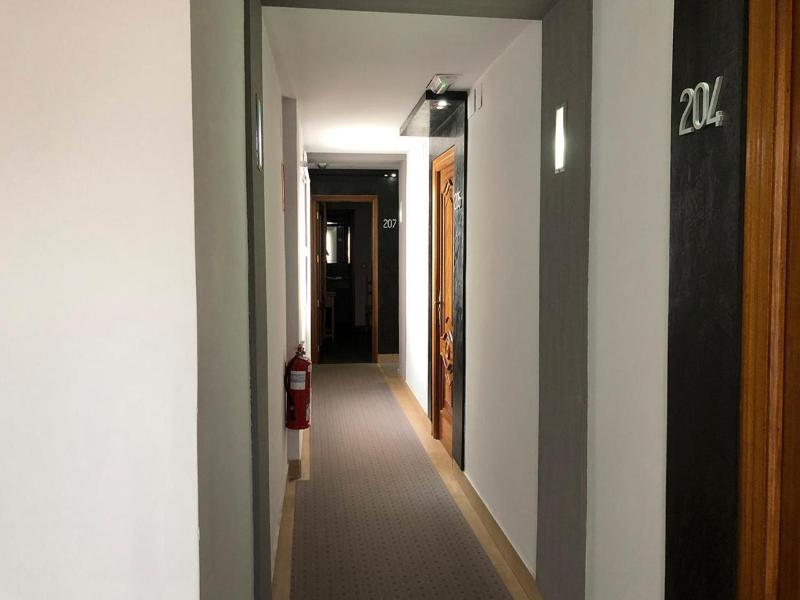 Hotel La Zambra image